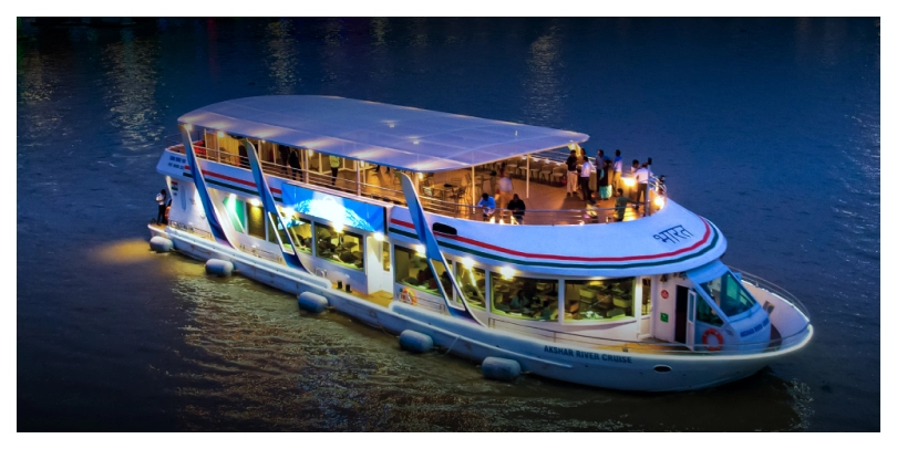 Key Features of the Luxury Cruise in Ahmedabad