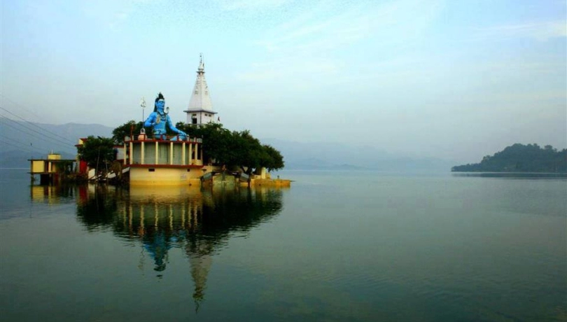Gobind Sagar Lake: The New Parasailing Destination in Himachal Pradesh